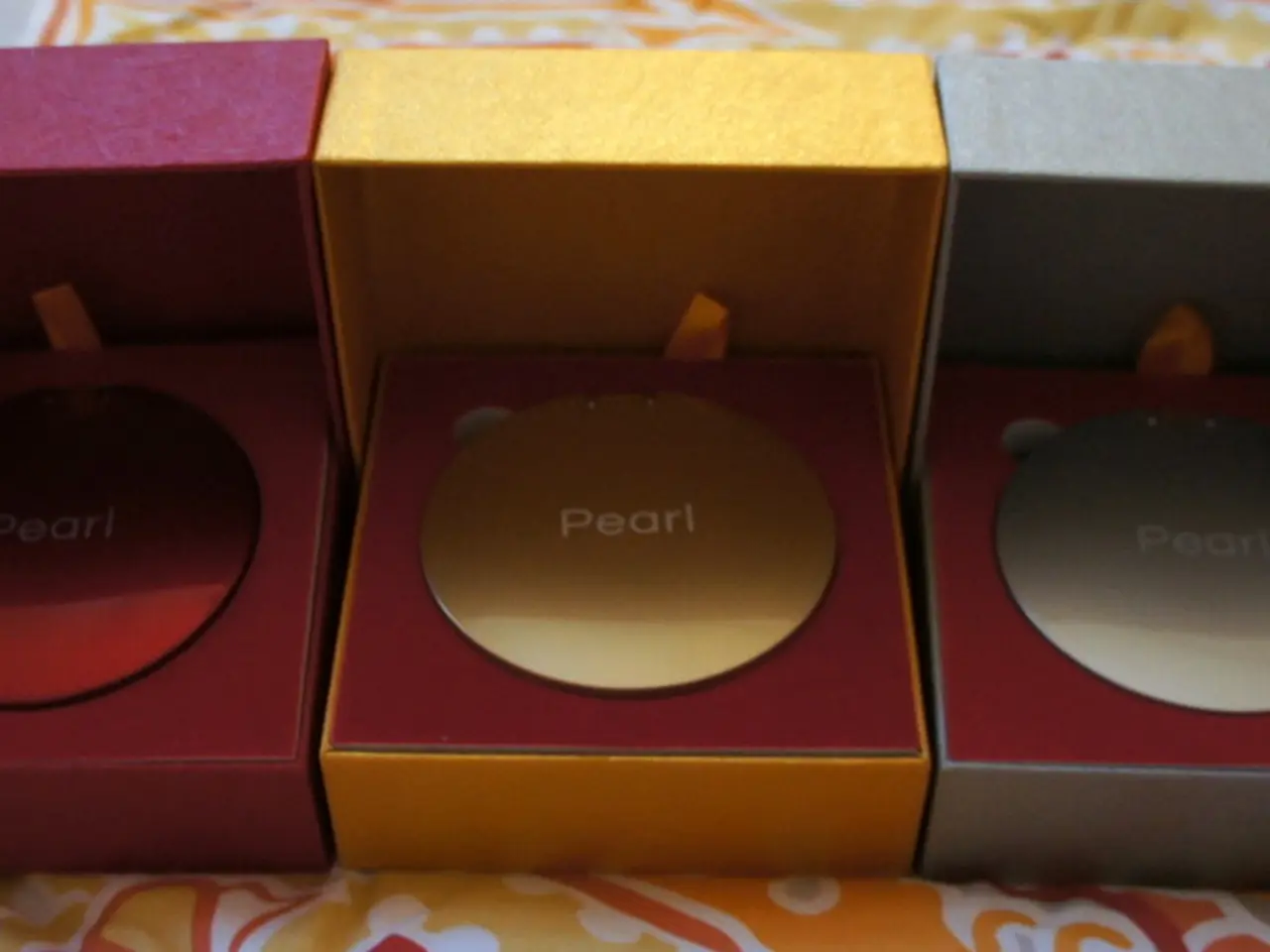 Ranking of Colored Diamonds According to Their Value: Least to Most Expensive Featuring Leibscher's...