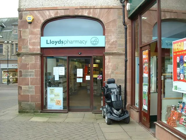 Interview with Lindsay Dymowski Constantino, Co-Founder and President of Centennial Pharmacy...