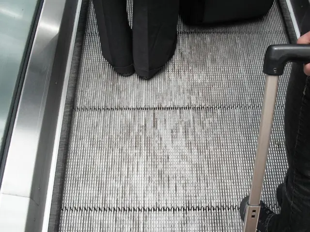 Japan's Hidden Escalator Etiquette: What Travelers Ought to Consider Prior to Journey