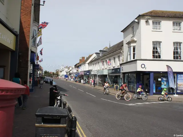 Avoid pausing at these specified points along the highway.